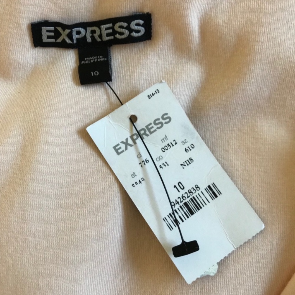 Express dress - Picture 6 of 7